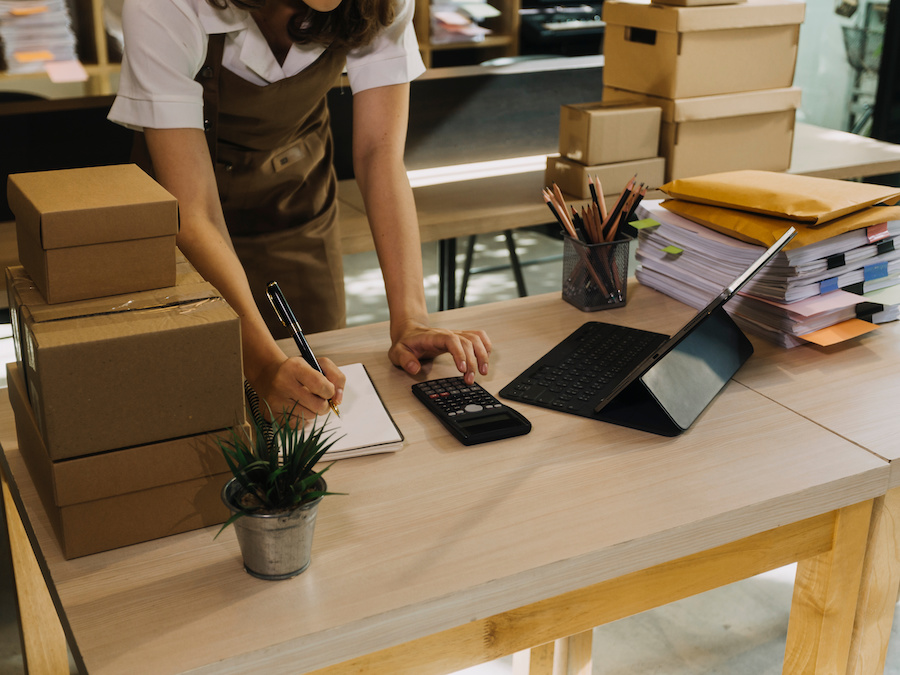 Mudar tu oficina a un espacio más pequeño y productivo