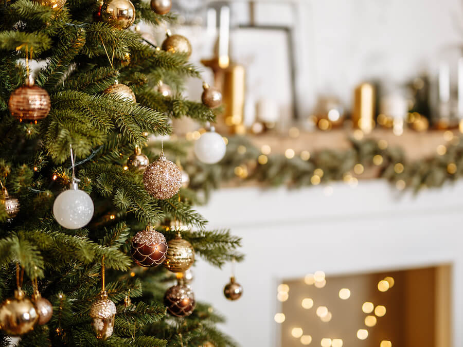 ¿Cómo guardar las decoraciones navideñas?